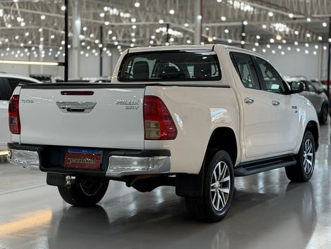 Toyota Hilux CD SRV 4x2 2.7 Flex 16V Aut.