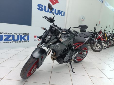 SUZUKI GSX-8S