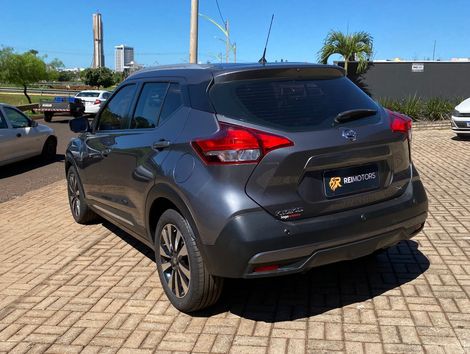 Nissan KICKS SL 1.6 16V FlexStar 5p Aut.