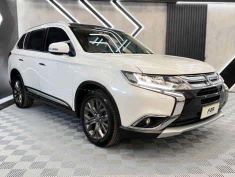 Mitsubishi OUTLANDER 2.2 165cv Diesel Aut.