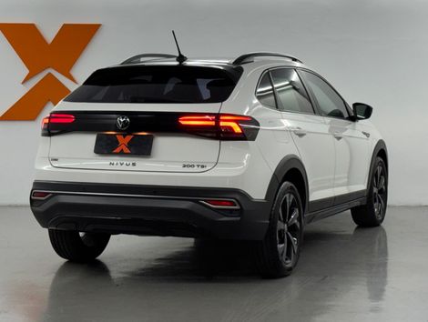 VolksWagen Nivus Highline 1.0 200 TSI Flex Aut.