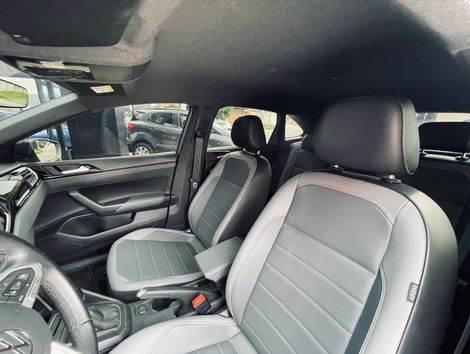 VolksWagen Nivus Highline 1.0 200 TSI Flex Aut.