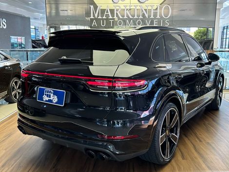 Porsche Cayenne Turbo 4.0 V8 550cv