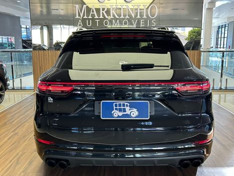 Porsche Cayenne Turbo 4.0 V8 550cv