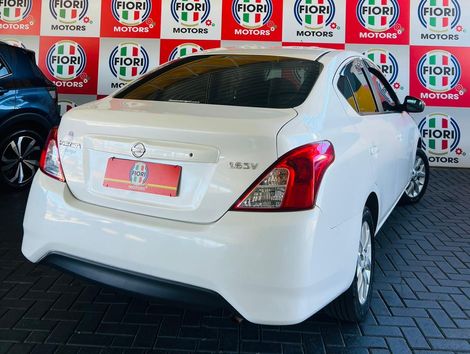 Nissan VERSA SV 1.6 16V FlexStart 4p Aut.