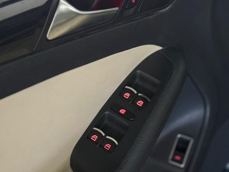 VolksWagen JETTA Highline 2.0 TSI 16V 4p Tiptronic