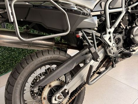 BMW F 800 GS Triple Black/trophy