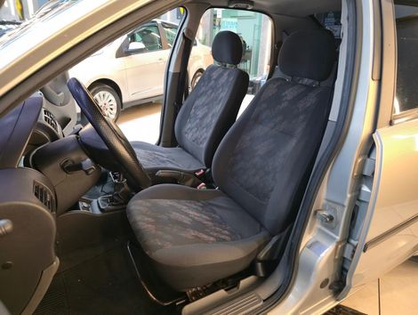 Chevrolet Corsa Sedan 1.0 MPFI 8V 71cv 4p