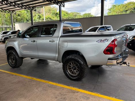 Toyota Hilux CD SRV 4x4 2.8 TDI Diesel Aut.