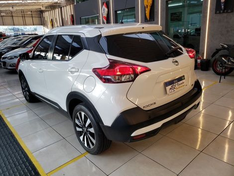 Nissan KICKS SL 1.6 16V FlexStar 5p Aut.