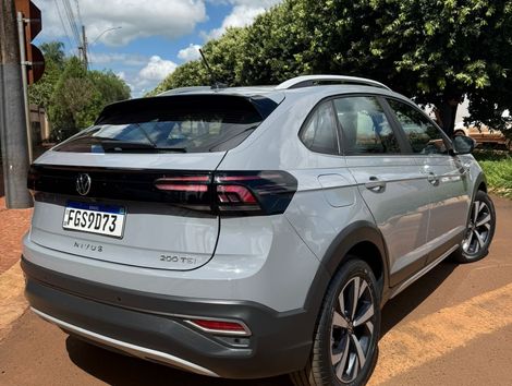 VolksWagen Nivus Highline 1.0 200 TSI Flex Aut.