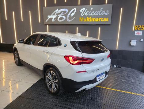 BMW X2 SDRIVE 18i 1.5 ActiveFlex 136cv Aut.