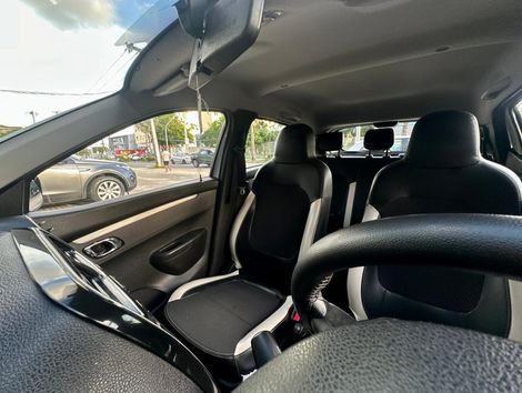 Renault KWID Intense 1.0 Flex 12V 5p Mec.