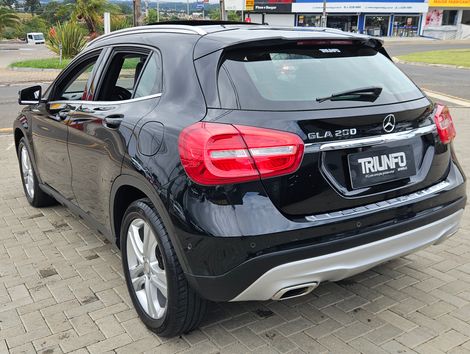 Mercedes GLA 200 Enduro 1.6 TB 16V Flex Aut.