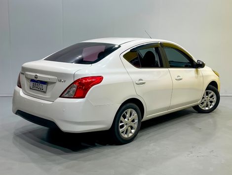 Nissan VERSA SV 1.6 16V FlexStart 4p Aut.