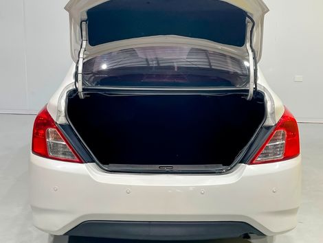 Nissan VERSA SV 1.6 16V FlexStart 4p Aut.