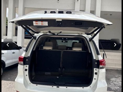 Toyota Hilux SW4 SRX Diamo. 4x4 2.8 TB Die Aut.