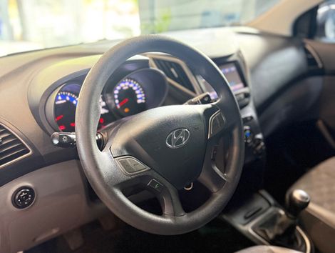 Hyundai 1.0 COMFORT PLUS 12V FLEX 4P MANUAL