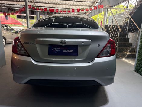 NISSAN 1.0 12V FLEX S 4P MANUAL