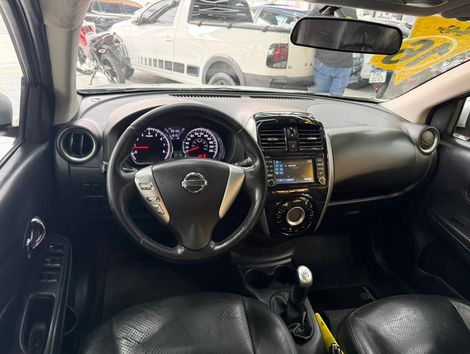 Nissan VERSA UNIQUE 1.6 16V Flex 4p Mec.