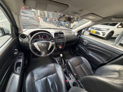 Nissan VERSA UNIQUE 1.6 16V Flex 4p Mec.