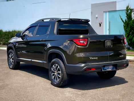 Fiat Toro Freedom 2.0 16V 4x4 TB Diesel Mec.