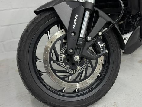 BAJAJ DOMINAR 400 