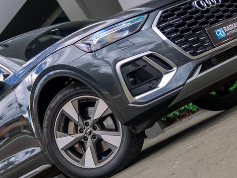 Audi Q5 SB Perf. 2.0 TFSIe S.Tr. Qt (Hib.)