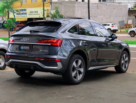 Audi Q5 SB Perf. 2.0 TFSIe S.Tr. Qt (Hib.)