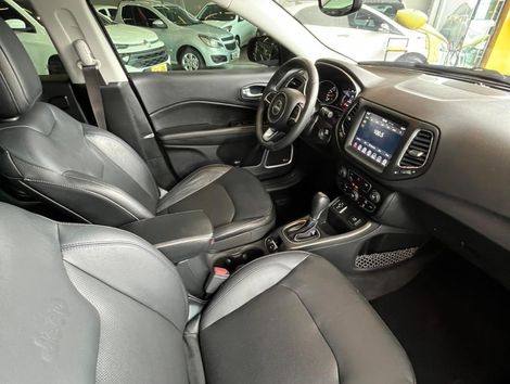 Jeep COMPASS LONGITUDE 2.0 4x2 Flex 16V Aut.