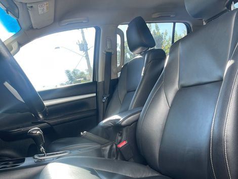 Toyota Hilux CD SRV 4x4 2.8 TDI Diesel Aut.