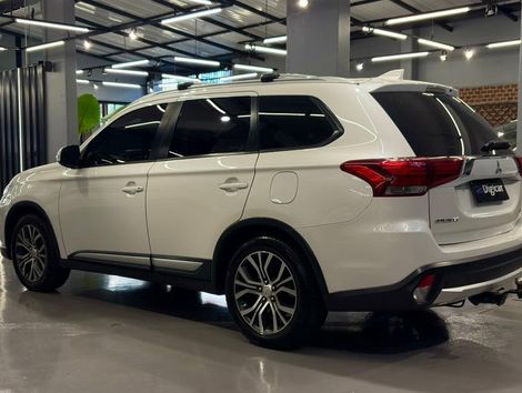 Mitsubishi OUTLANDER COMFORT 2.0 16V Aut.