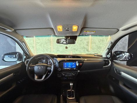 Toyota Hilux CD SRX Plus 4x4 2.8 TDI Die. Aut.