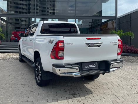 Toyota Hilux CD SRX 4x4 2.8 TDI 16V Diesel Aut.