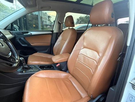 VolksWagen TIGUAN Allspac Comf 250 TSI 1.4 Flex