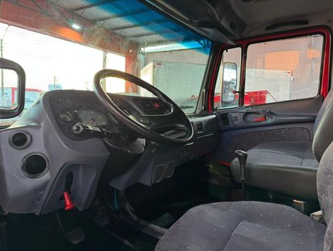 MERCEDES-BENZ L-1318 2p (diesel)