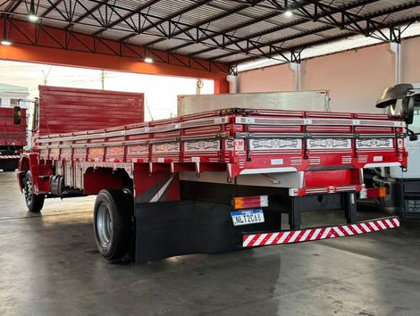 MERCEDES-BENZ L-1318 2p (diesel)