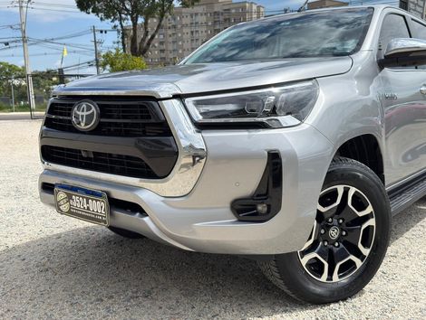 Toyota Hilux CD SRX 4x4 2.8 TDI 16V Diesel Aut.