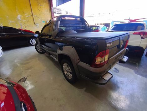 Fiat Strada Adventure 1.8/ 1.8 LOCKER Flex CE