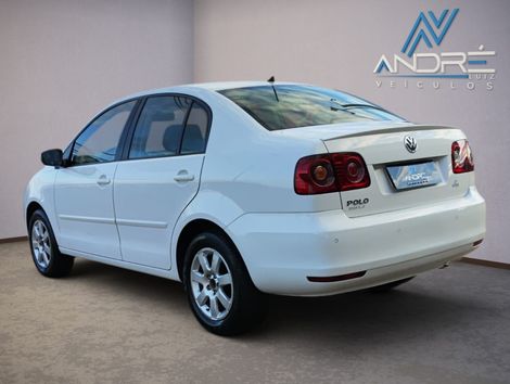 VolksWagen Polo Sedan 1.6 Mi Total Flex 8V 4p