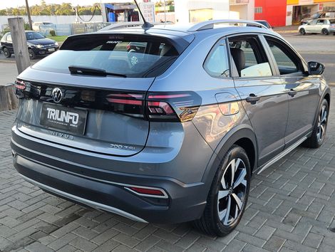 VolksWagen Nivus Highline 1.0 200 TSI Flex Aut.