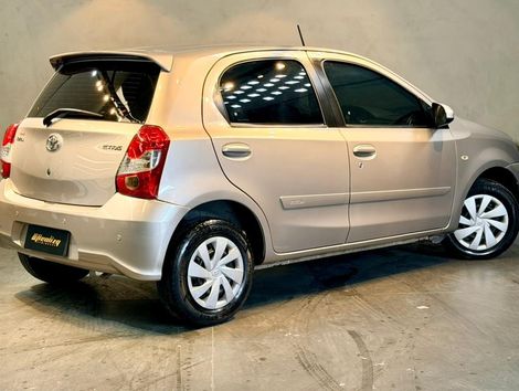 Toyota ETIOS READY! 1.5 Flex 16V 5p Aut.