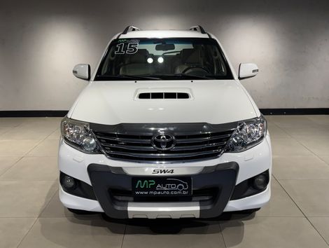 Toyota Hilux SW4 SRV D4-D 4x4 3.0 TDI Dies. Aut