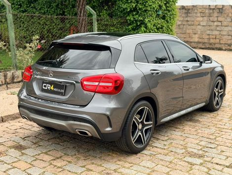Mercedes GLA 250 Sport 2.0 TB 16V 4x4 211cv Aut.