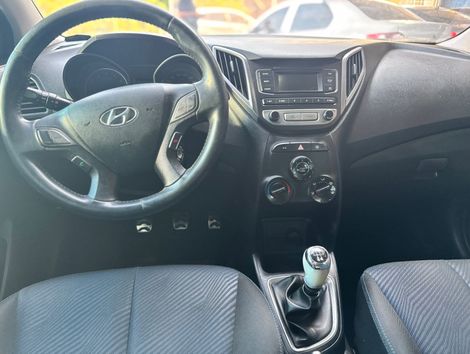 Hyundai HB20X Premium 1.6 Flex 16V Aut.