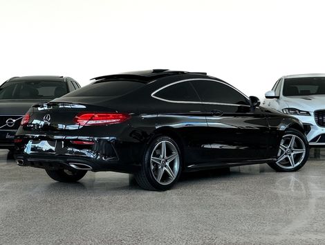 Mercedes C-250 Sport Coupe 2.0 16V 211cv Aut.