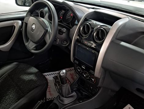 Renault RENAULT/OROCH 16 EXP42