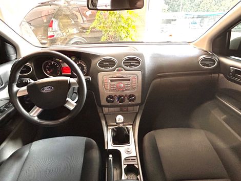 Ford Focus 2.0 16V/ 2.0 16V Flex 5p