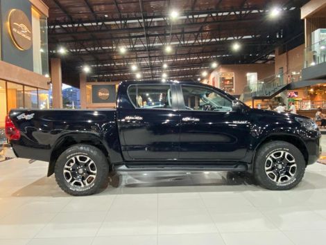 Toyota Hilux CD SRV 4x4 2.8 TDI Diesel Aut.