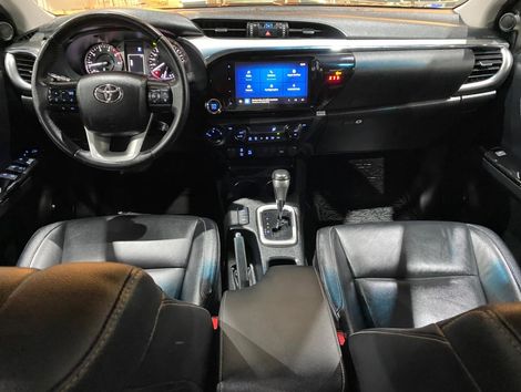Toyota Hilux CD SRV 4x4 2.8 TDI Diesel Aut.